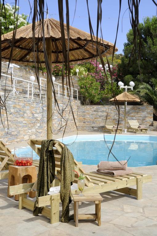 Kymothoi Rooms & Pool Bar Gavrio Dış mekan fotoğraf