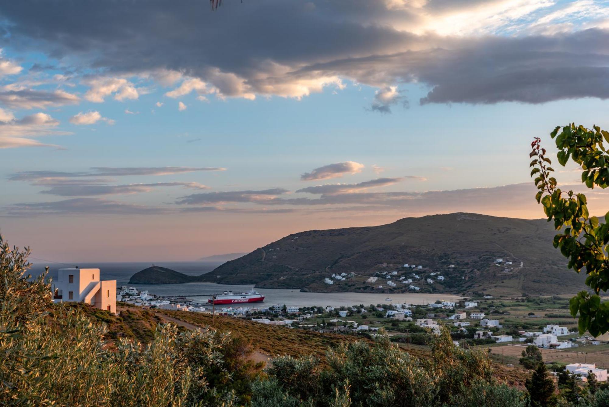 Kymothoi Rooms & Pool Bar Gavrio Dış mekan fotoğraf