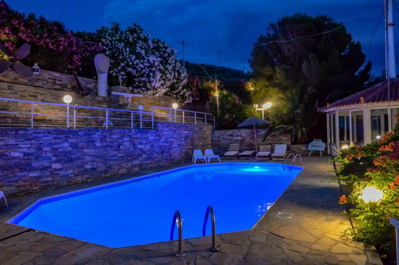 Kymothoi Rooms & Pool Bar Gavrio Dış mekan fotoğraf