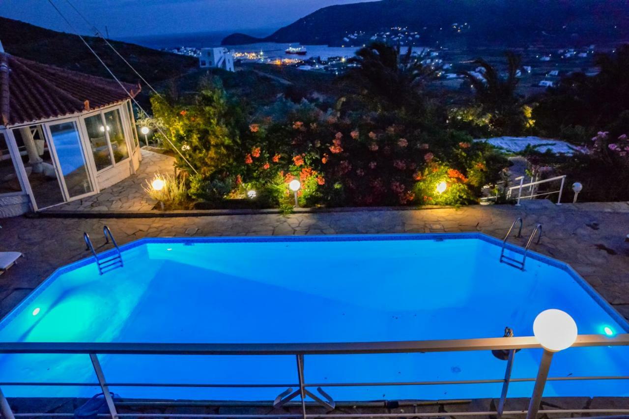 Kymothoi Rooms & Pool Bar Gavrio Dış mekan fotoğraf