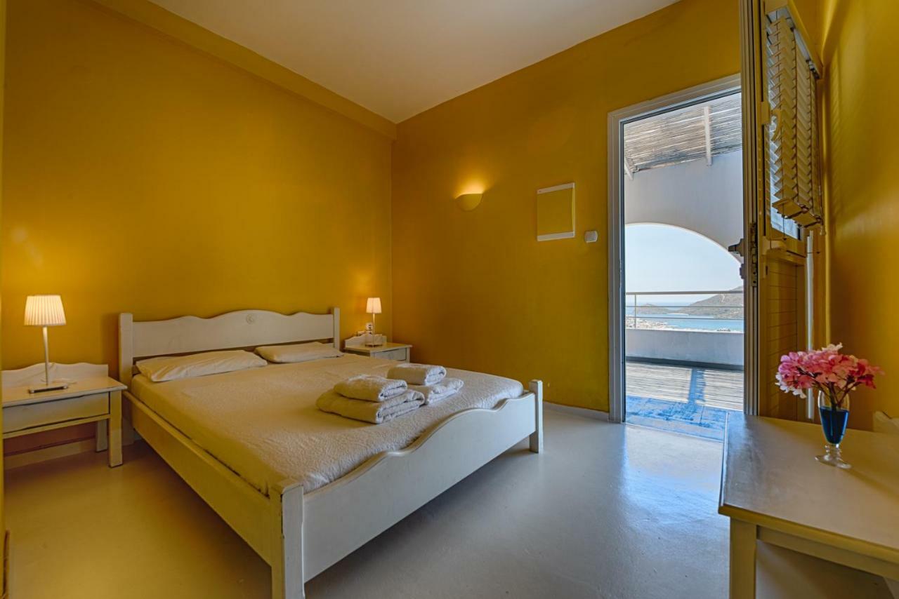 Kymothoi Rooms & Pool Bar Gavrio Dış mekan fotoğraf