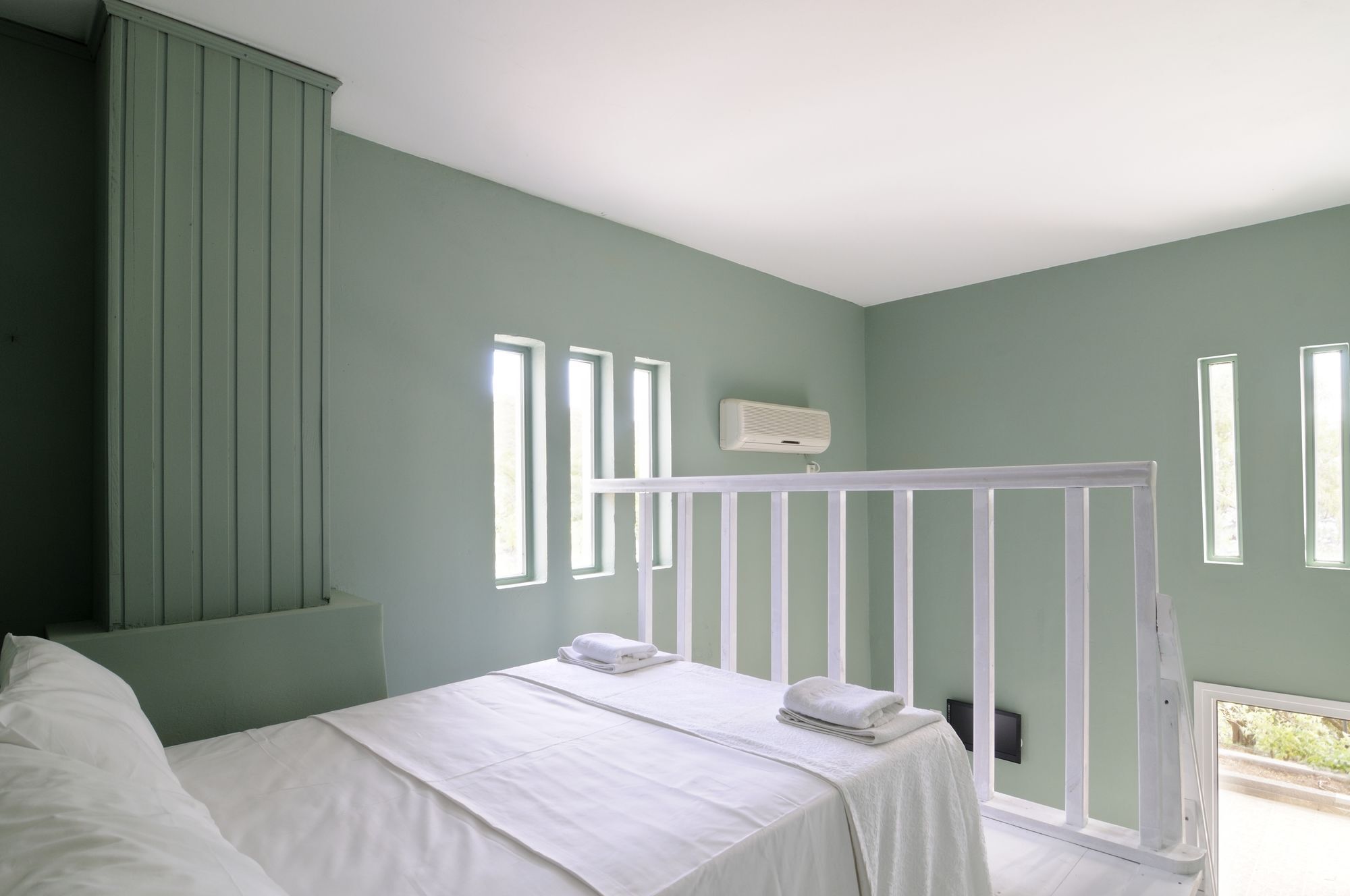 Kymothoi Rooms & Pool Bar Gavrio Dış mekan fotoğraf